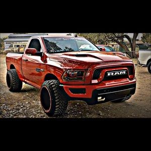 Meet your Posher, Victor